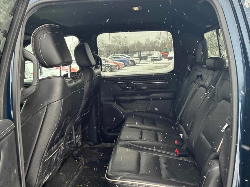 Dodge RAM 1500 * Limited * CARFAX * БЕЗ ПЪРВОНАЧАЛНА ВНОСКА, снимка 11 - Автомобили и джипове - 53005543