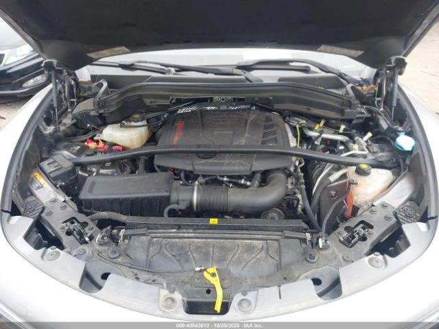 Alfa Romeo Stelvio AWD* Червен салон* Keyless* Blind spot* Lane assis, снимка 9 - Автомобили и джипове - 52839088