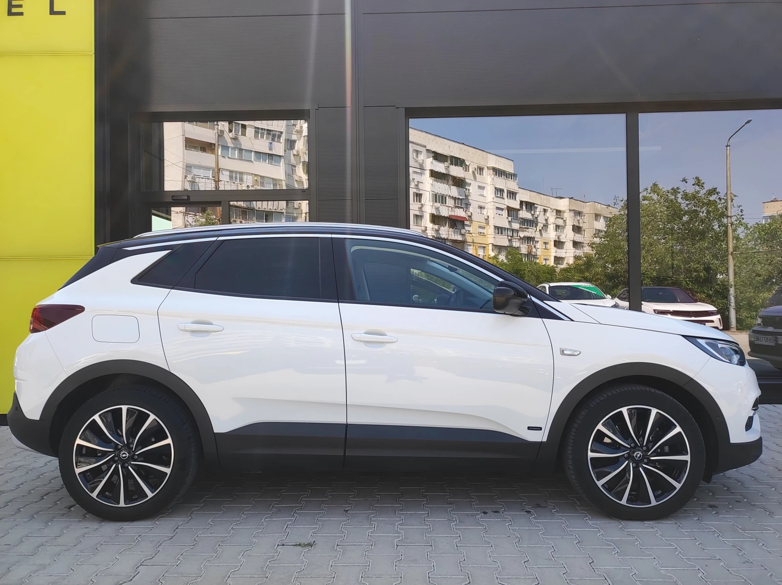 Opel Grandland X Ultimate 1.6 Plug-in-Hybrid  (225hp) AT8 | Mobile.bg � ����������� 4