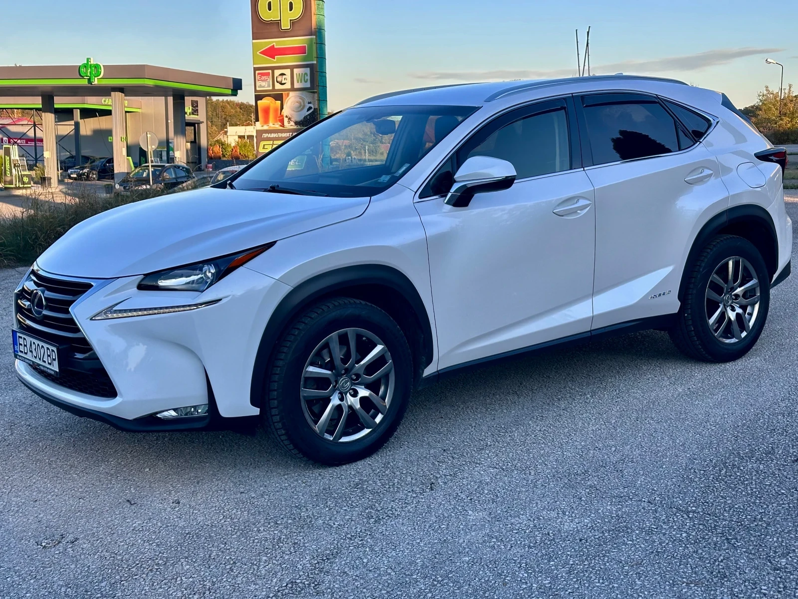 Lexus NX 300h 2.5 2016 107 хил км ТОП СЪСТОЯНИЕ !!!!! - изображение 3
