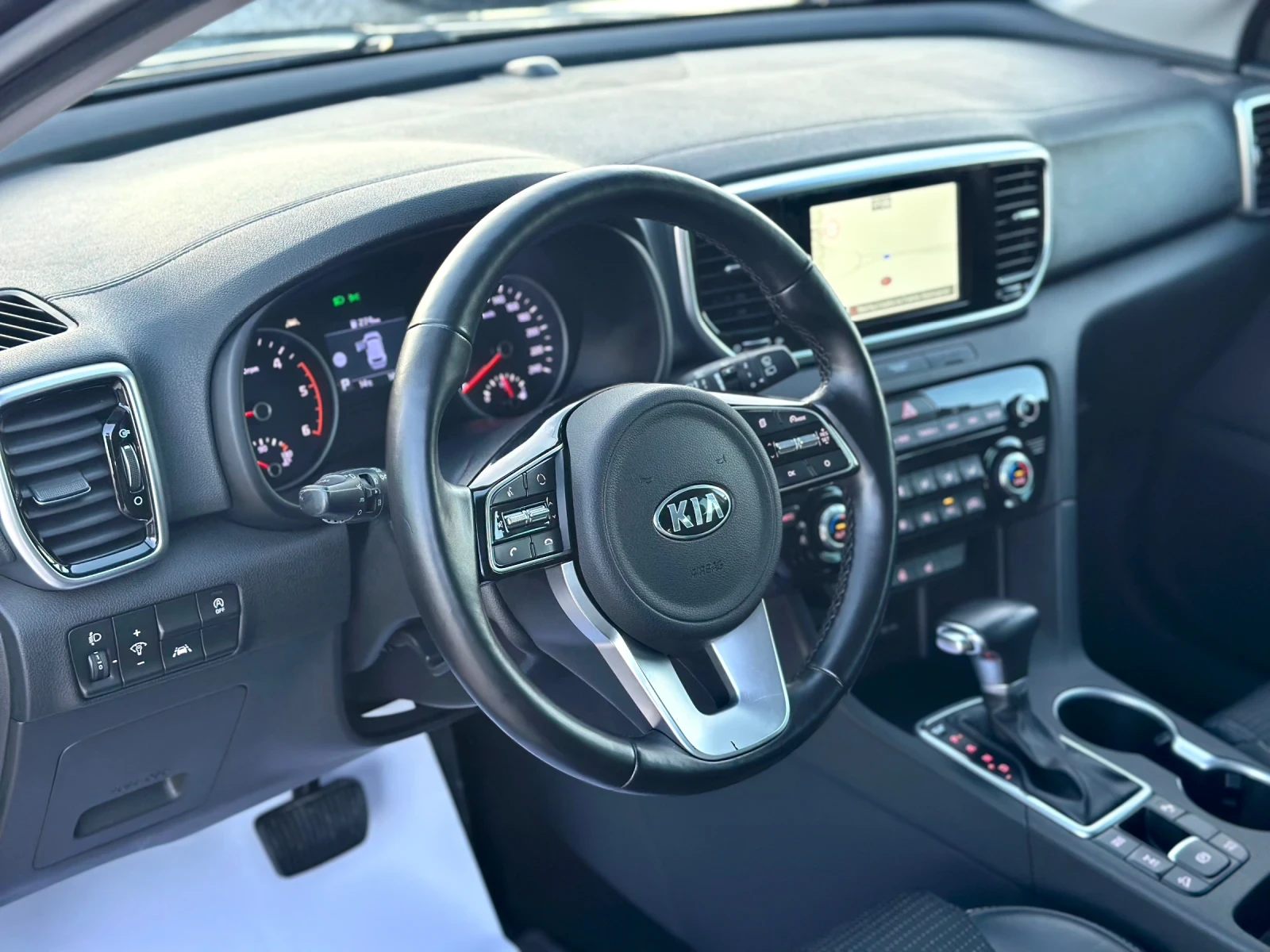 Kia Sportage 2.0 CRDI 4X4 АВТОМАТ 1 СОБСТВЕНИК - изображение 7