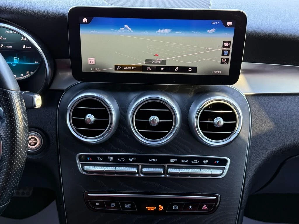 Mercedes-Benz GLC 300 4MATIC* АвтоКредит* (ЦЕНА ДО БГ), снимка 10 - Автомобили и джипове - 54057477