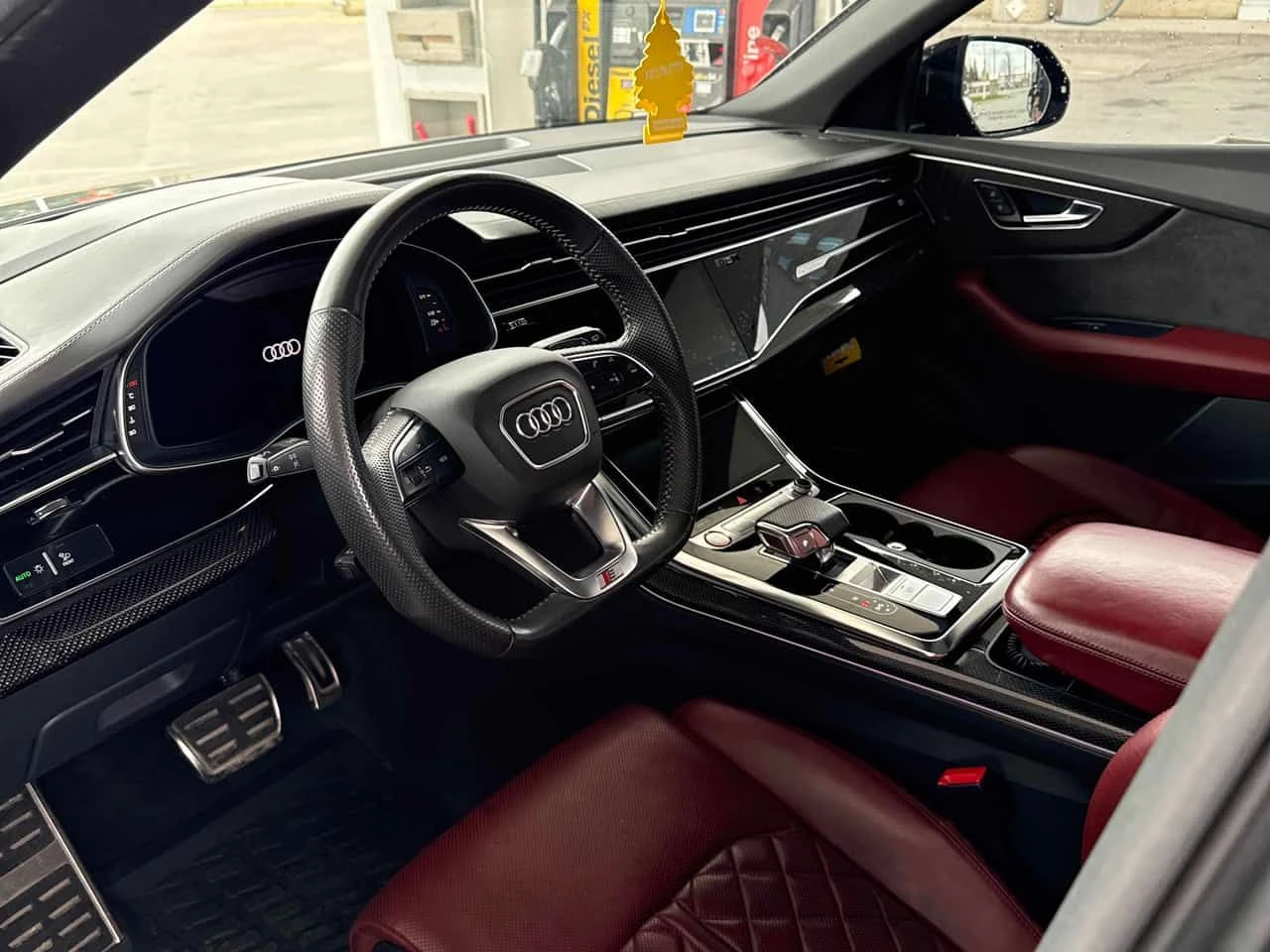 Audi SQ8 4.0 TFSI quattro  CARFAX | Mobile.bg � ����������� 5