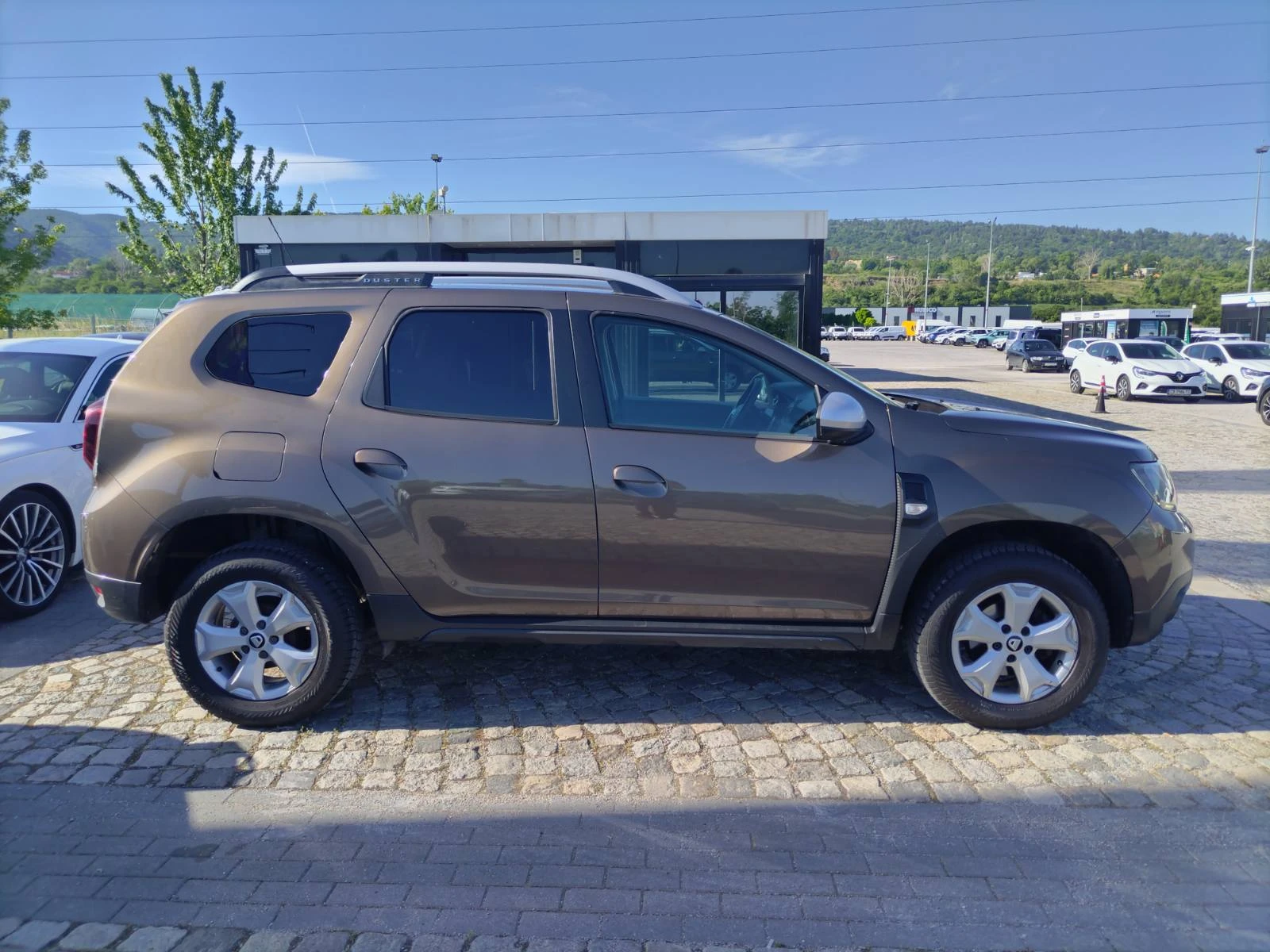 Dacia Duster 1.5dCi/110к.с./Comfort, снимка 7 - Автомобили и джипове - 54909152