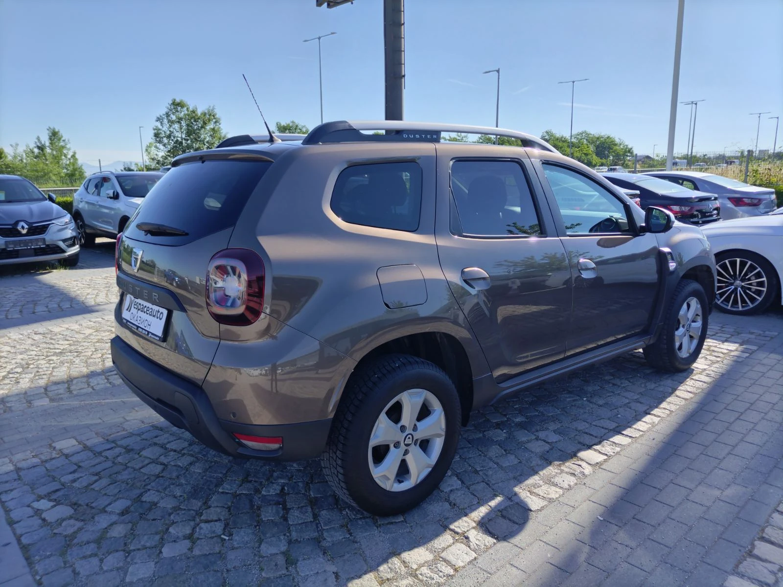 Dacia Duster 1.5dCi/110к.с./Comfort, снимка 4 - Автомобили и джипове - 54909152