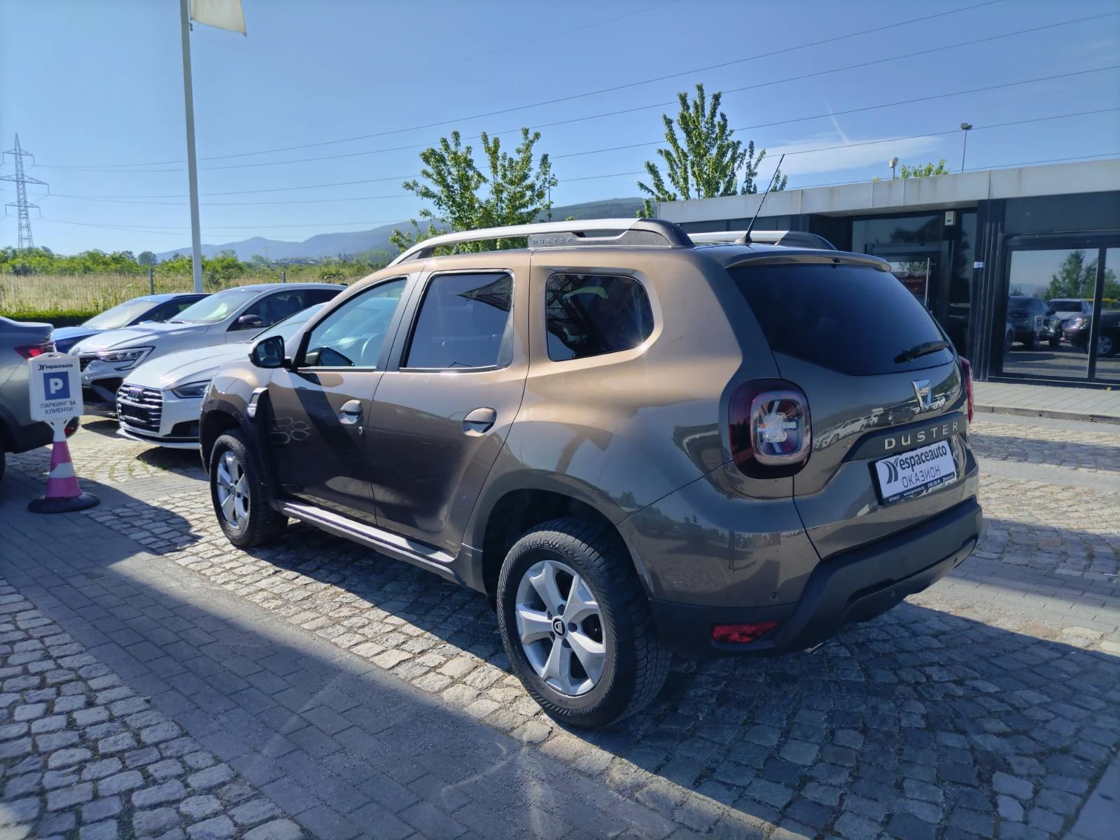 Dacia Duster 1.5dCi/110к.с./Comfort, снимка 6 - Автомобили и джипове - 54909152