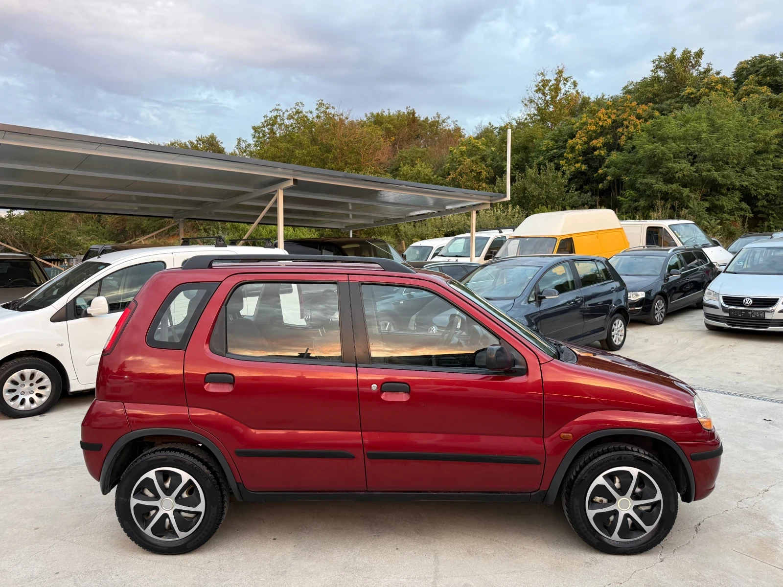 Suzuki Ignis 1.3 БЕНЗИН 4Х4 КЛИМАТИК, снимка 4 - Автомобили и джипове - 55358846