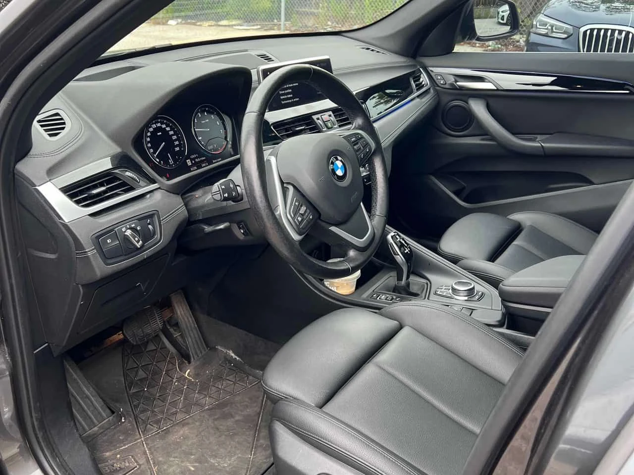 BMW X1 * xDrive28i * АВТОКРЕДИТ БЕЗ ПЪРВОНАЧАЛНА ВНОСКА* , снимка 5 - Автомобили и джипове - 55659568