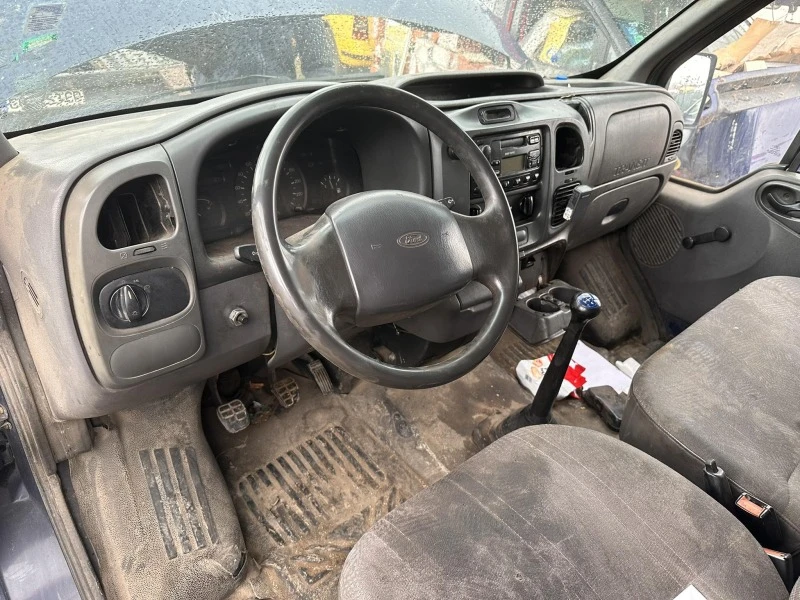 Ford Transit 2.4DI,90кс.,2004,Задно, снимка 5 - Бусове и автобуси - 40849640