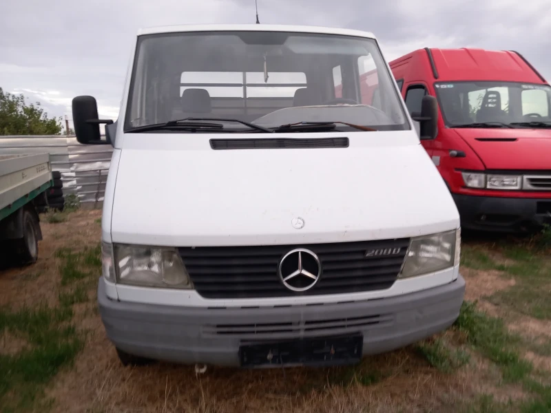 Mercedes-Benz Sprinter 208 2, 3 4?4 двойна кабина 6места пресТБИ аломиниев ко, снимка 1 - Бусове и автобуси - 46468623