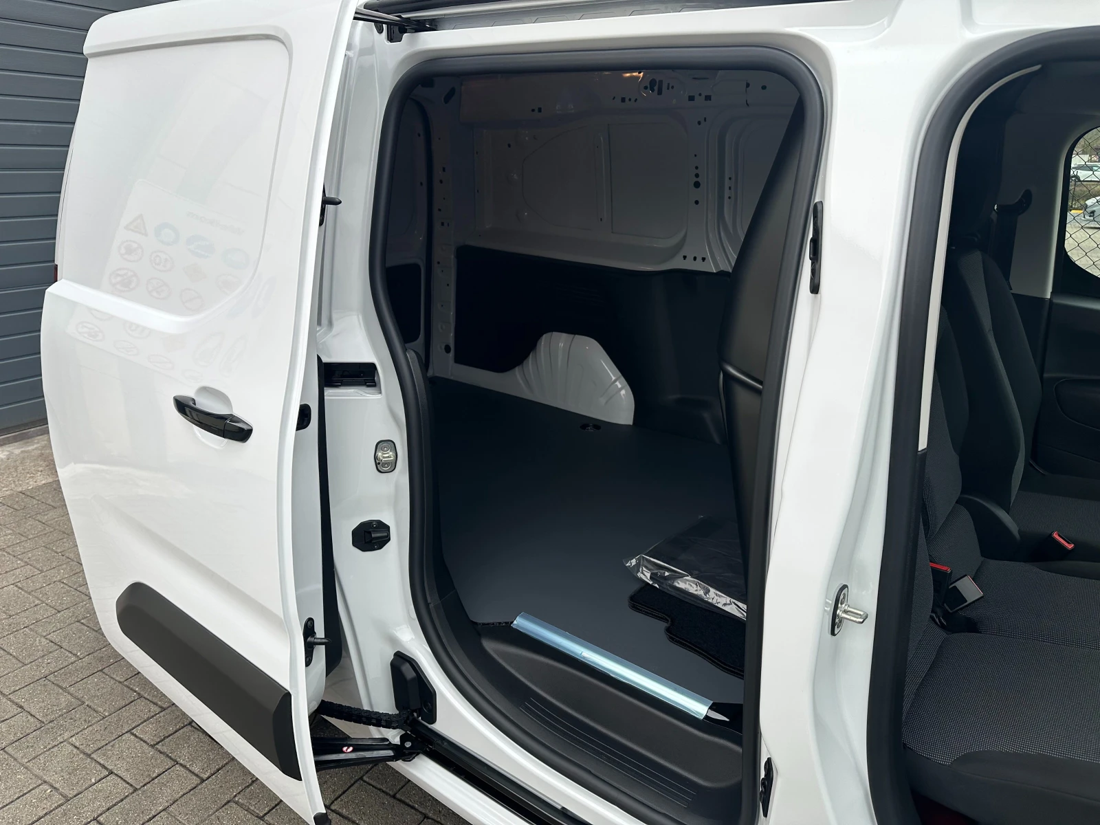 Opel Combo L2H1 Cargo  | Mobile.bg � ����������� 4