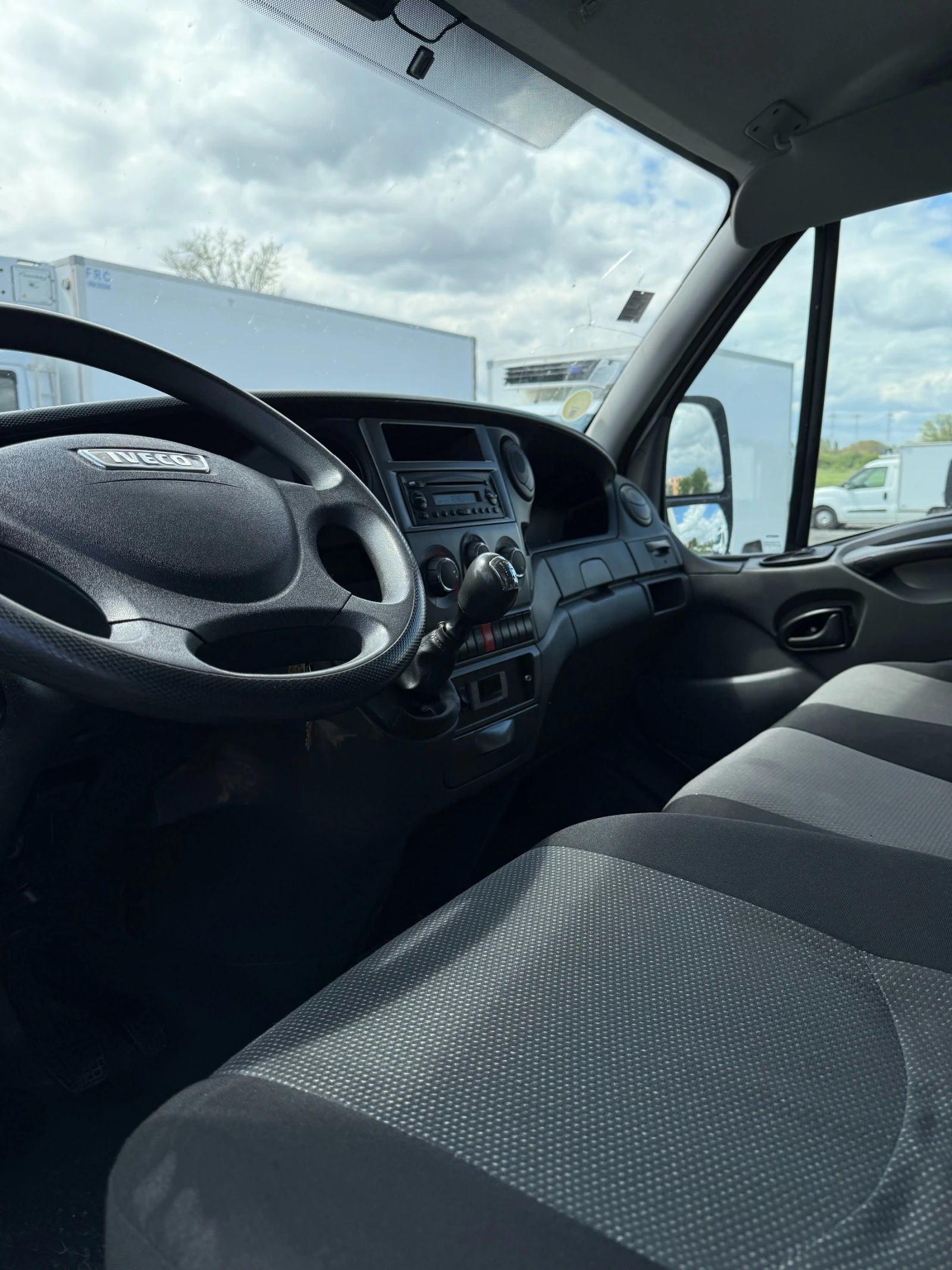Iveco Daily 35 S 13, снимка 7 - Бусове и автобуси - 54479377