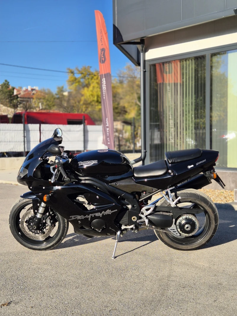 Triumph Daytona 955i 23000км!!! Нов внос ШВЕЙЦАРИЯ!!!, снимка 4 - Мотоциклети и мототехника - 52279405