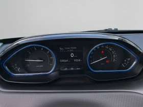Peugeot 2008 1.2 VTI 82 hp MT5, снимка 11