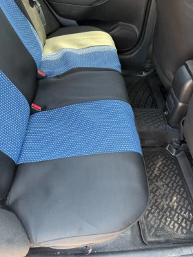 Toyota Avensis 2.2 D4D, снимка 10