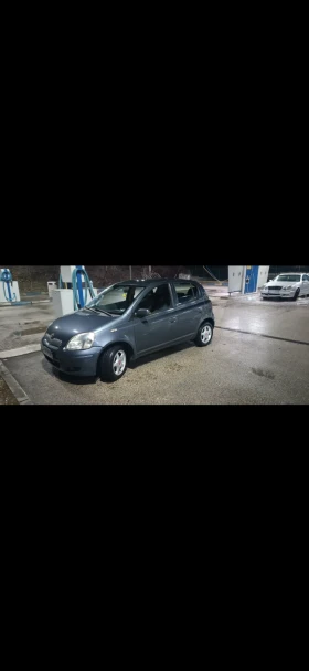 Toyota Yaris - 2046 € / 4001.63 лв. - 32832379 4