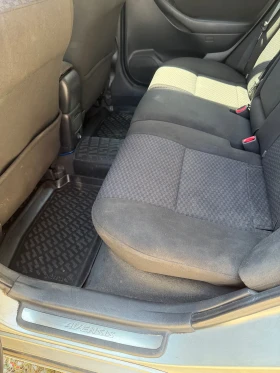 Toyota Avensis 2.2 D4D | Mobile.bg � ����� ������ 12