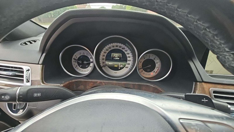 Mercedes-Benz E 350 AMG* Harman* следене на ленти* мъртва точка* камер, снимка 9 - Автомобили и джипове - 46450068