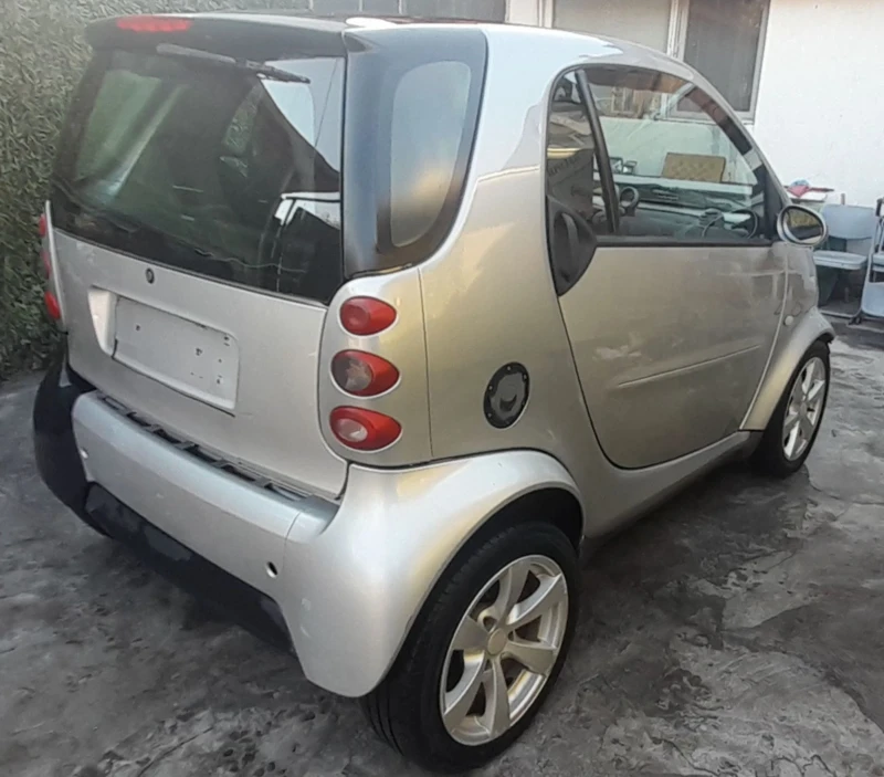 Smart Fortwo 600, снимка 5 - Автомобили и джипове - 47853145