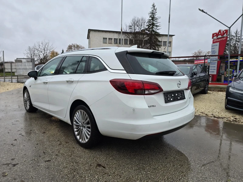 Opel Astra 1.6CDTI - 110к.с., снимка 5 - Автомобили и джипове - 48154105