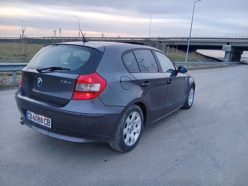 BMW 120, снимка 5 - Автомобили и джипове - 48840204