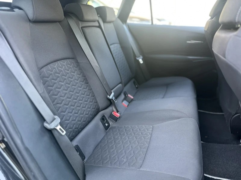 Toyota Corolla  1.8 HYBRID  ГАРАНЦИЯ ! СОБСТВЕН ЛИЗИНГ / БАРТЕР, снимка 9 - Автомобили и джипове - 50739094