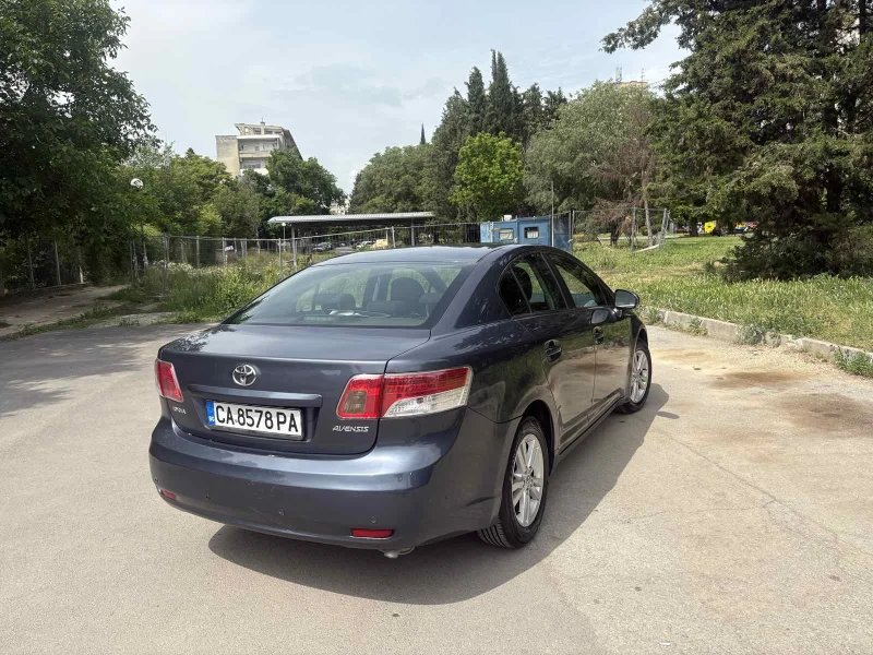 Toyota Avensis Т27, снимка 6 - Автомобили и джипове - 52636137