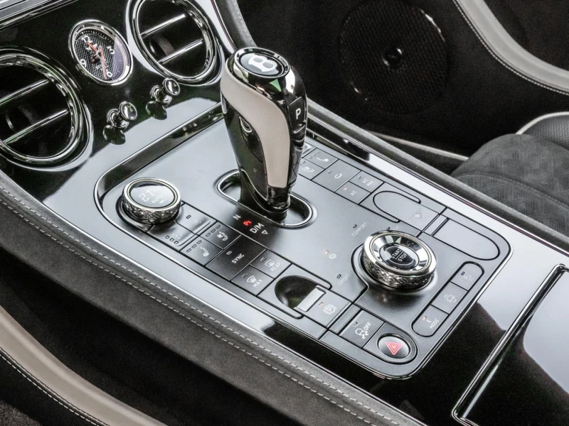 Bentley Continental gt SPEED V8 HYBRID/FIRST EDITION/CARBON/MULLINER/NAIM, снимка 12 - Автомобили и джипове - 51580072