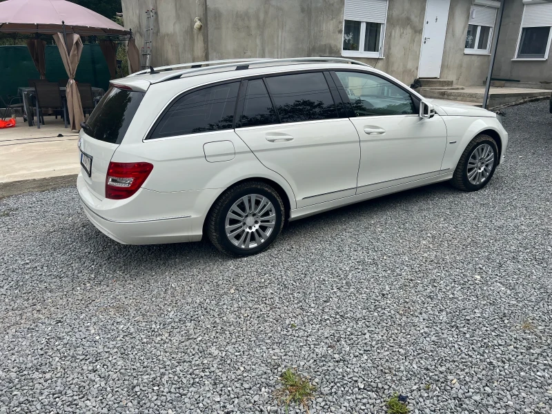 Mercedes-Benz C 200, снимка 4 - Автомобили и джипове - 52496691