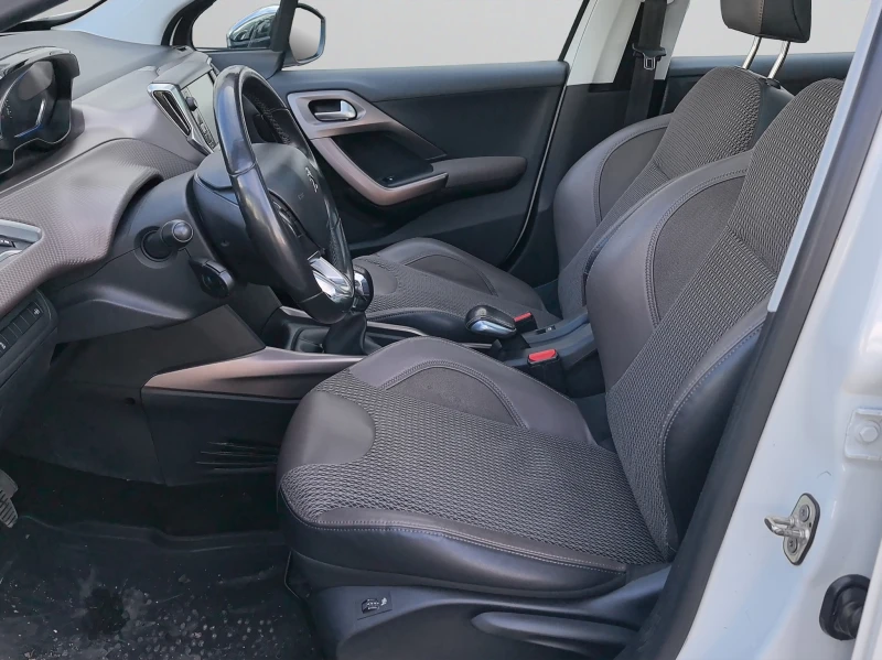 Peugeot 2008 1.2 VTI 82 hp MT5, снимка 9 - Автомобили и джипове - 52825394