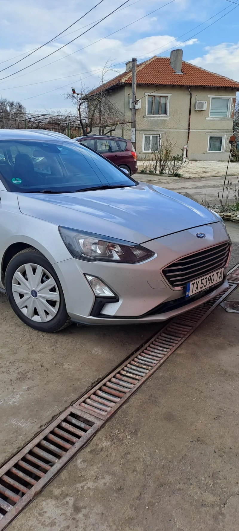 Ford Focus 1.5, снимка 4 - Автомобили и джипове - 53024471