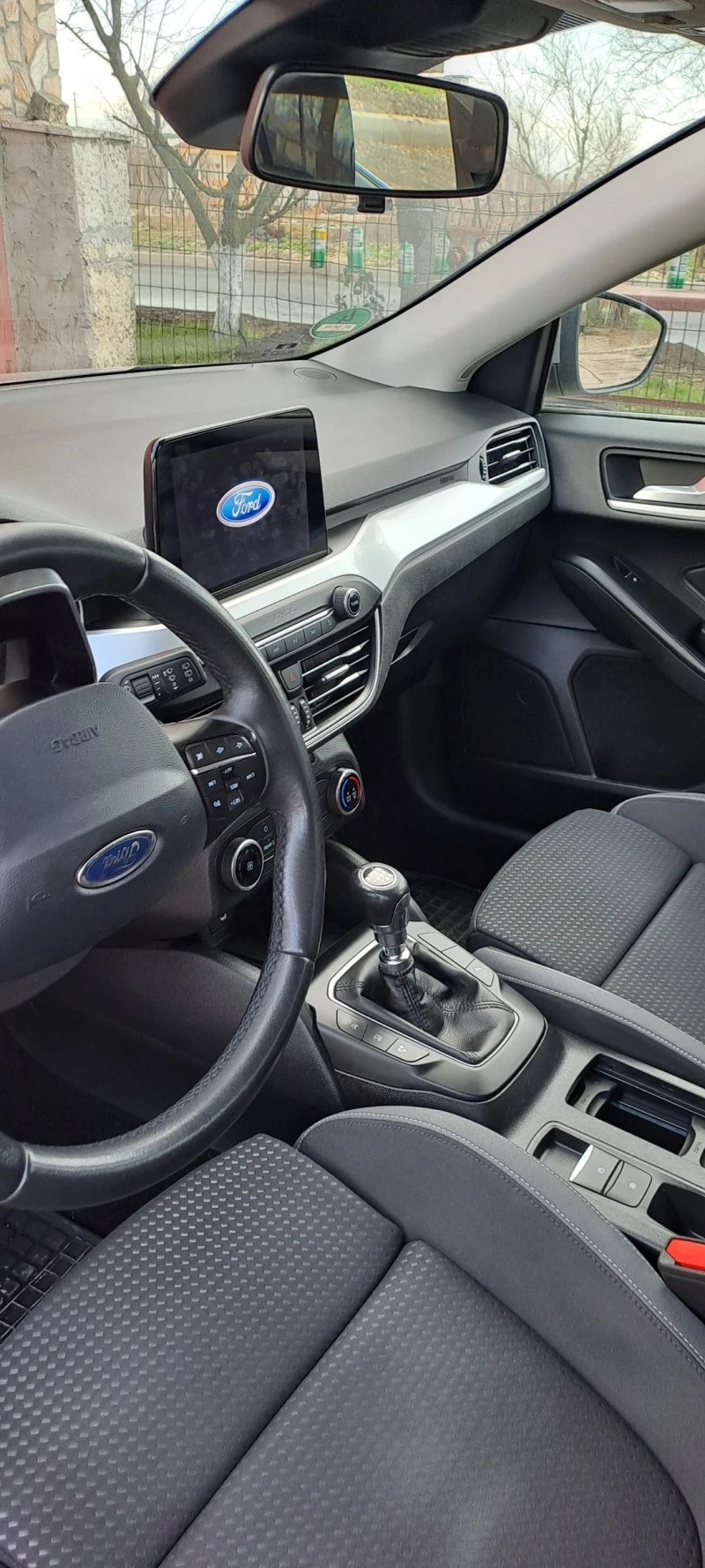 Ford Focus 1.5, снимка 6 - Автомобили и джипове - 53024471