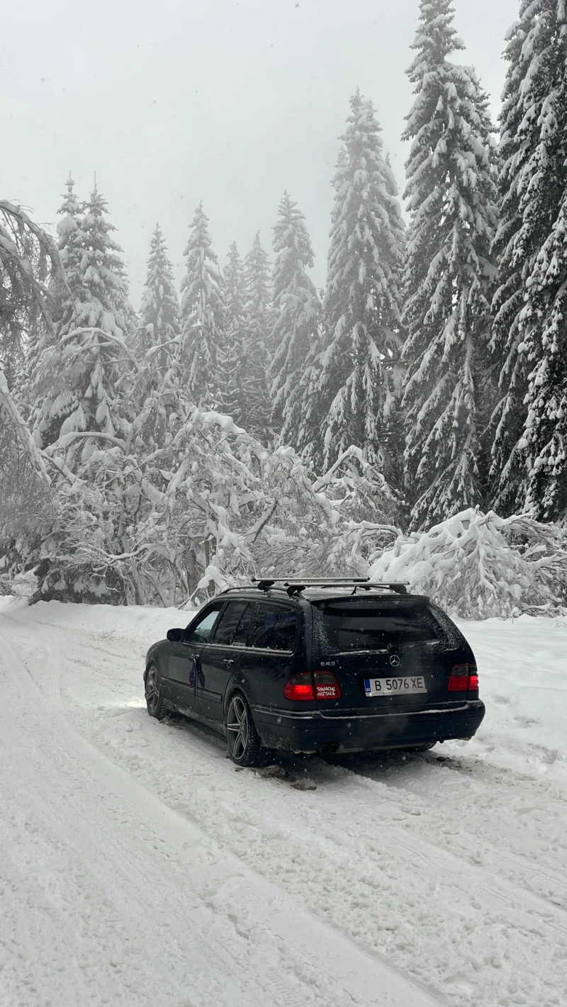 Mercedes-Benz E 430, снимка 4 - Автомобили и джипове - 53099277