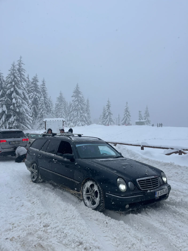 Mercedes-Benz E 430, снимка 3 - Автомобили и джипове - 53099277