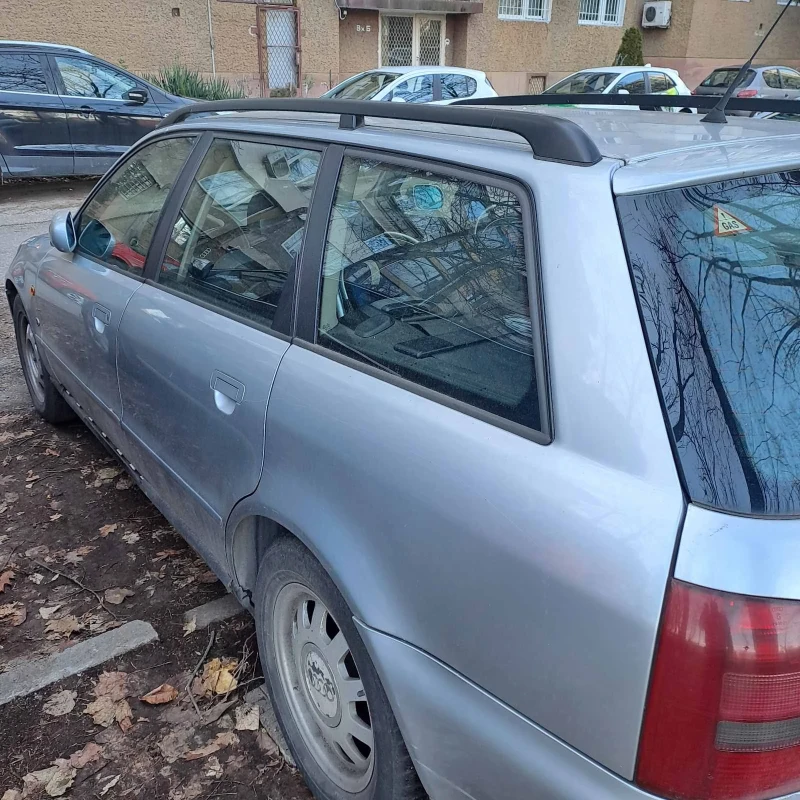 Audi A4 1.8, снимка 6 - Автомобили и джипове - 53133405