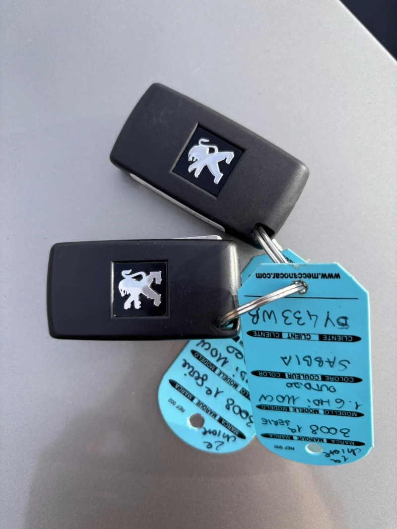 Peugeot 3008 1.6 HDI Avtomat, снимка 15 - Автомобили и джипове - 53279359