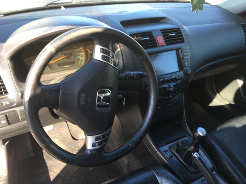 Honda Accord 2.2ctdi, снимка 6 - Автомобили и джипове - 24416035