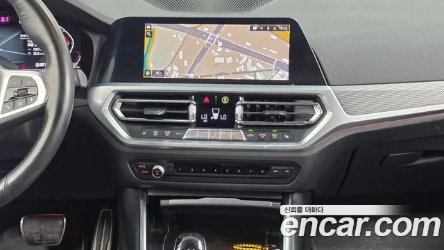 BMW 320 d M TOURING| 360| HEAD UP| DIST| ПАМЕТ| ПАНО, снимка 8 - Автомобили и джипове - 55919961