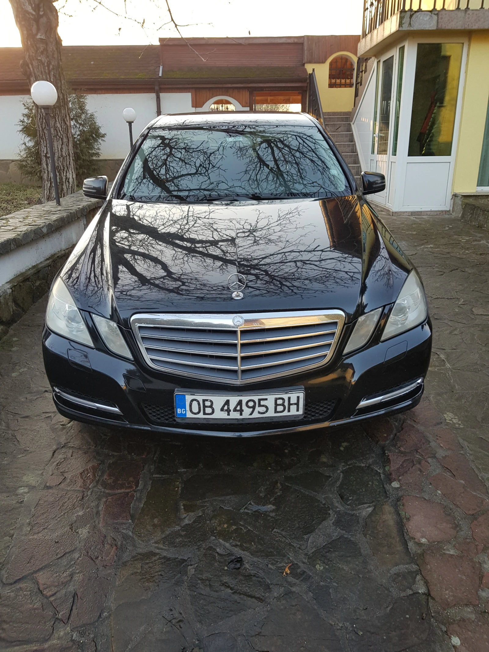 Mercedes-Benz E 200 Е-200 NGT Фабричен метанов | Mobile.bg — изображение 1