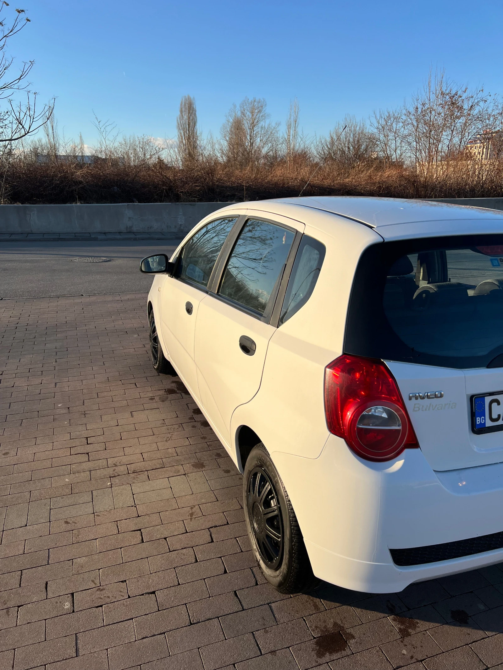 Chevrolet Aveo 1.2 62kw Климатик  - изображение 3