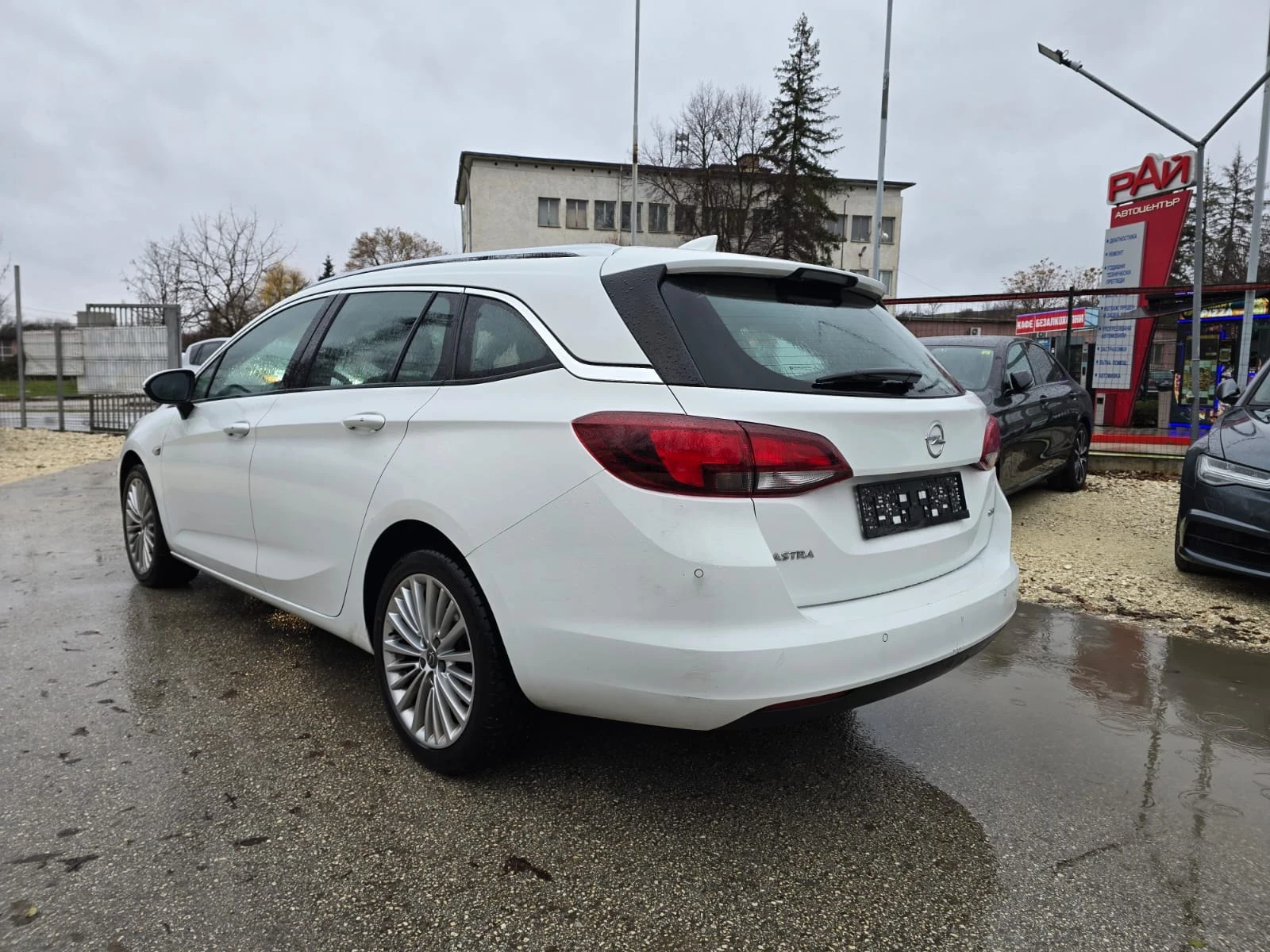 Opel Astra 1.6CDTI - 110к.с. - изображение 5