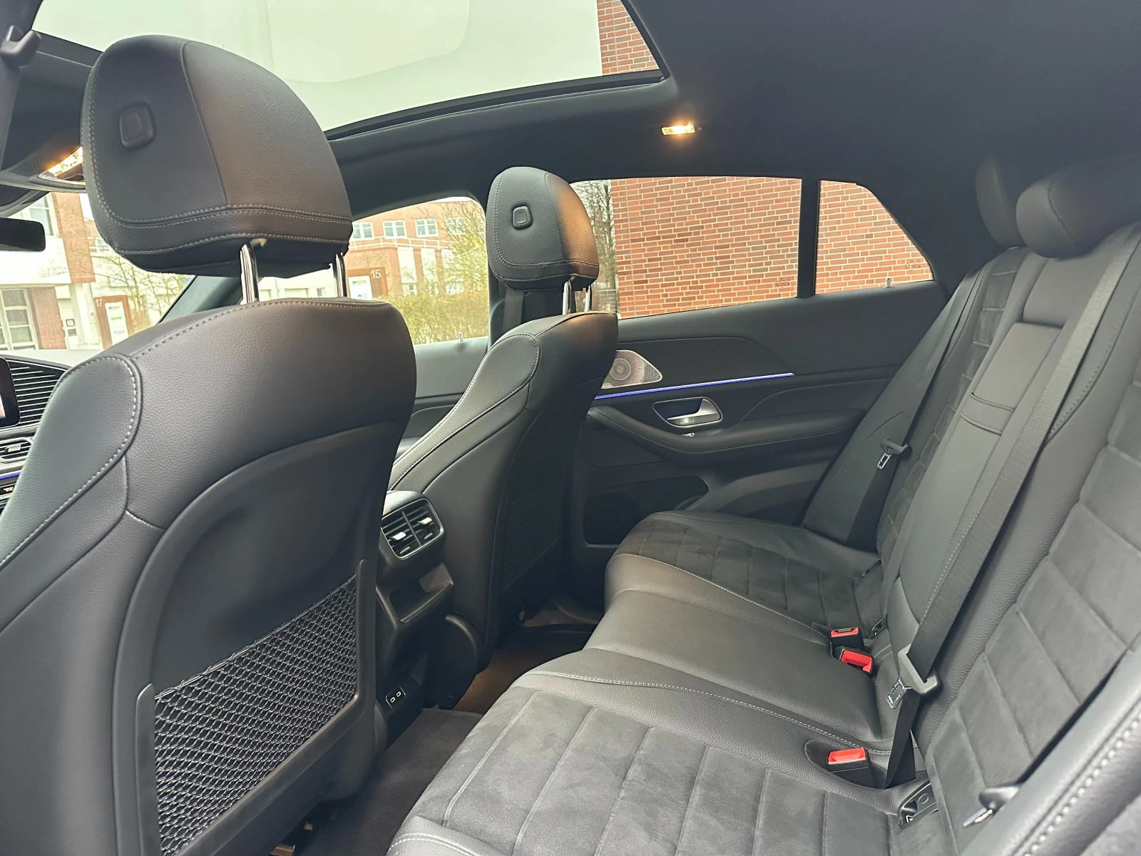 Mercedes-Benz GLE 450 COUPE* AMG-LINE* PANO* NIGHT-PACK* 360* BURMAISTER | Mobile.bg — изображение 12