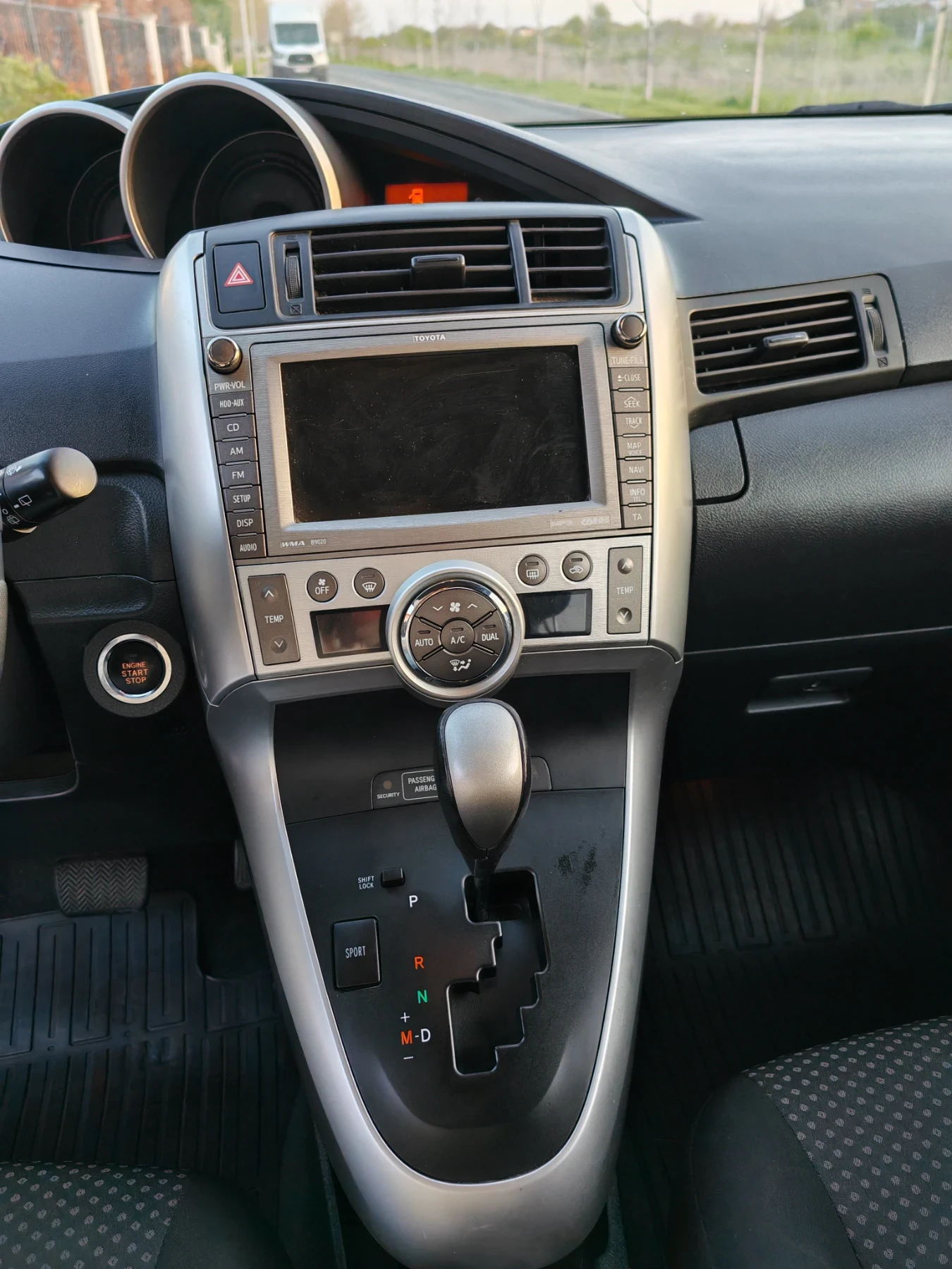 Toyota Verso  - изображение 6