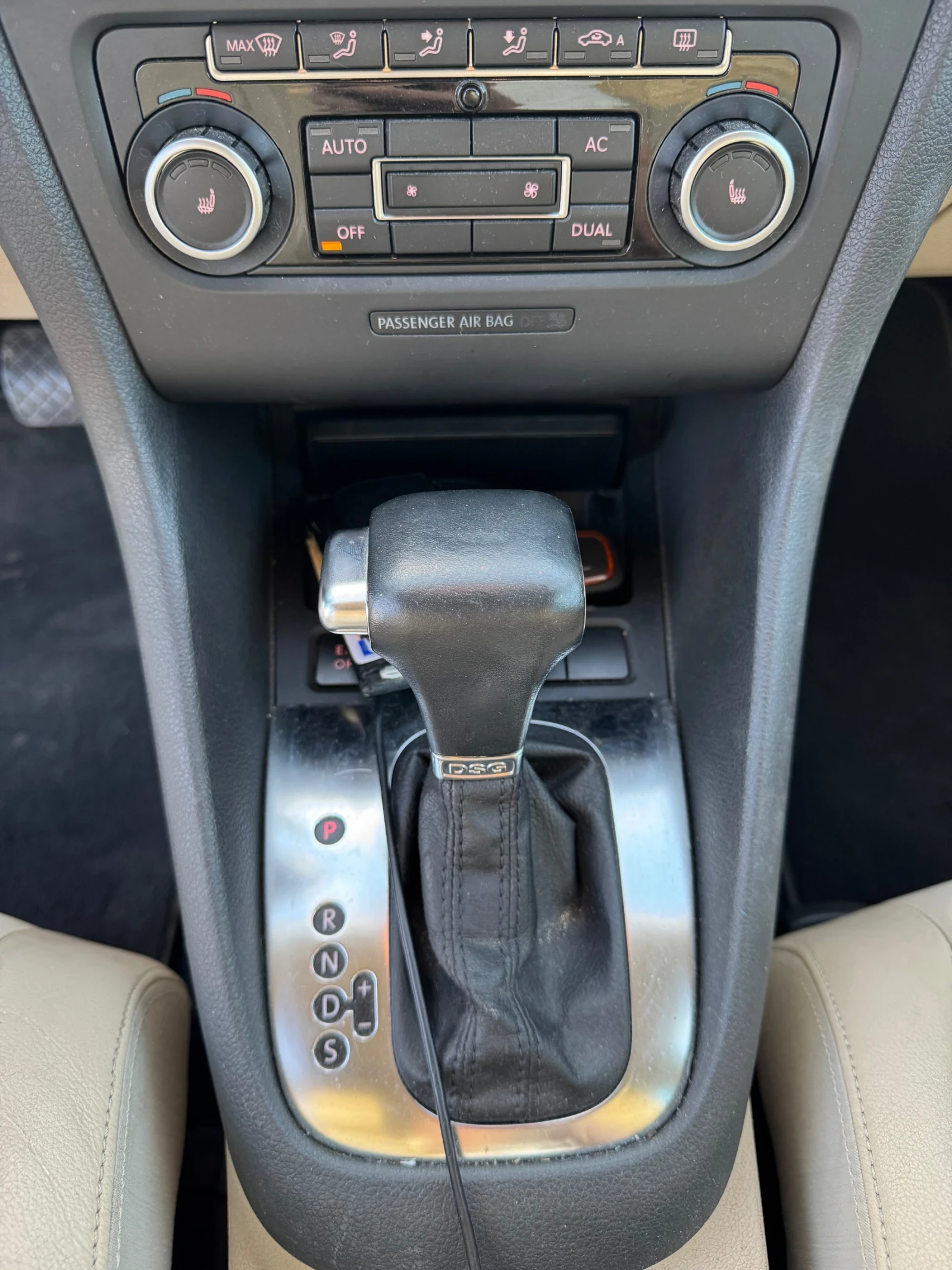 VW Golf 6 1.4TSI - изображение 8