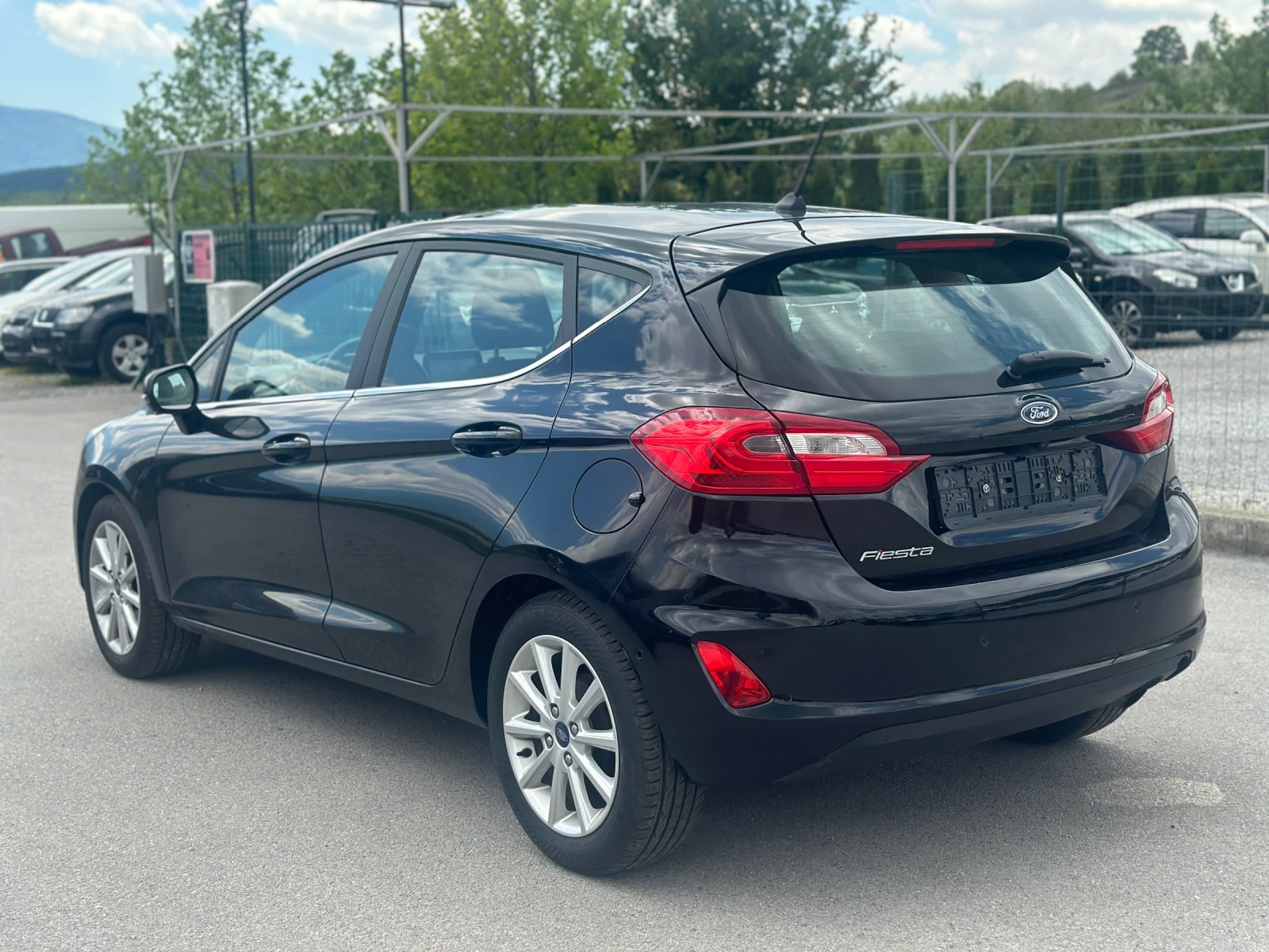 Ford Fiesta 1.5D - изображение 6