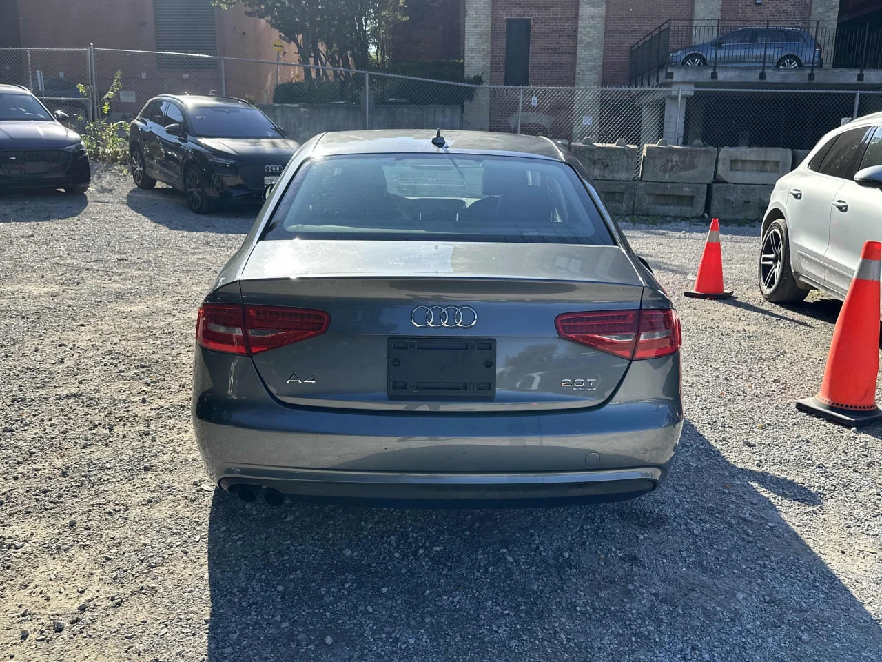 Audi A4 CARFAX* АВТОФИНАНСИРАНЕ* БЕЗ ПЪРВОНАЧАЛНА ВНОСКА*  - изображение 4