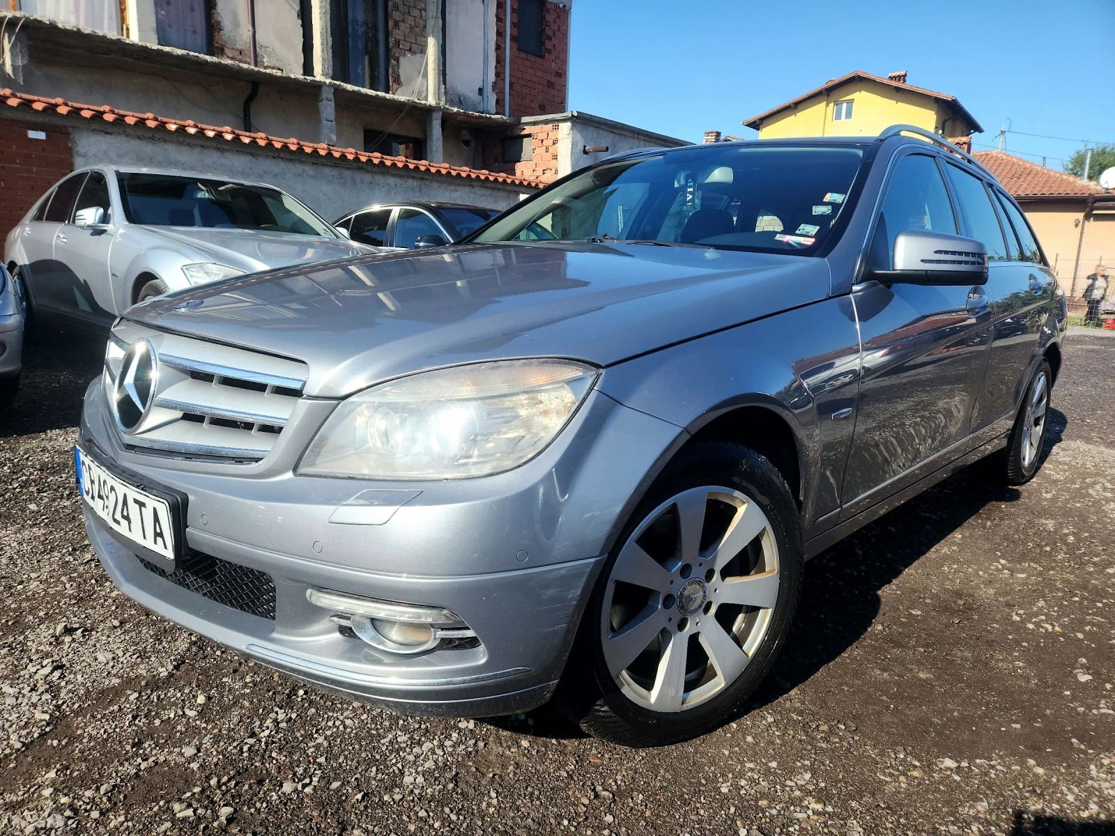 Mercedes-Benz C 220 НАВИ АВТОМАТИК КОЖЕН САЛОН  - изображение 3