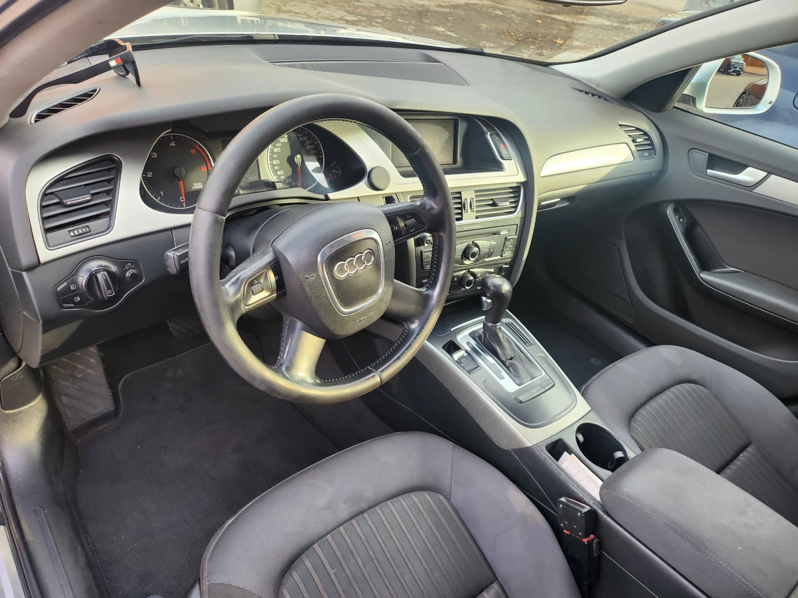 Audi A4  - изображение 9