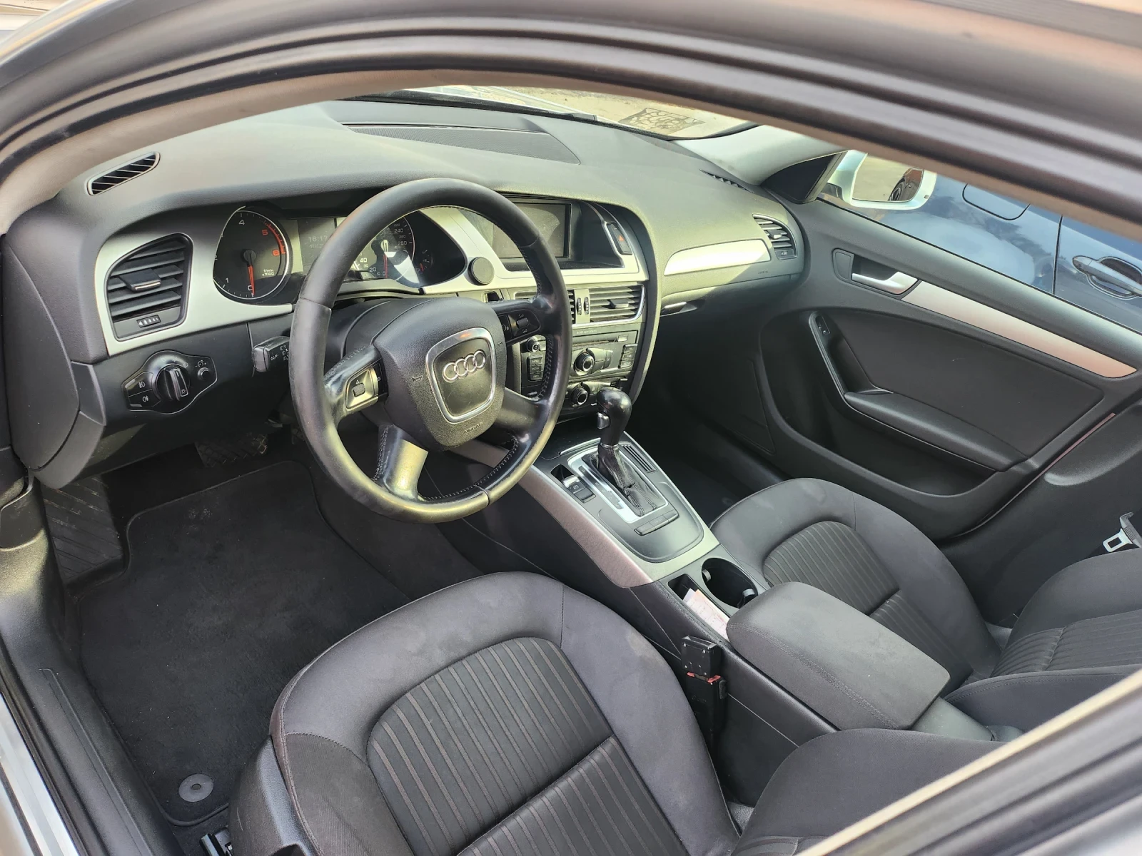 Audi A4  - изображение 8