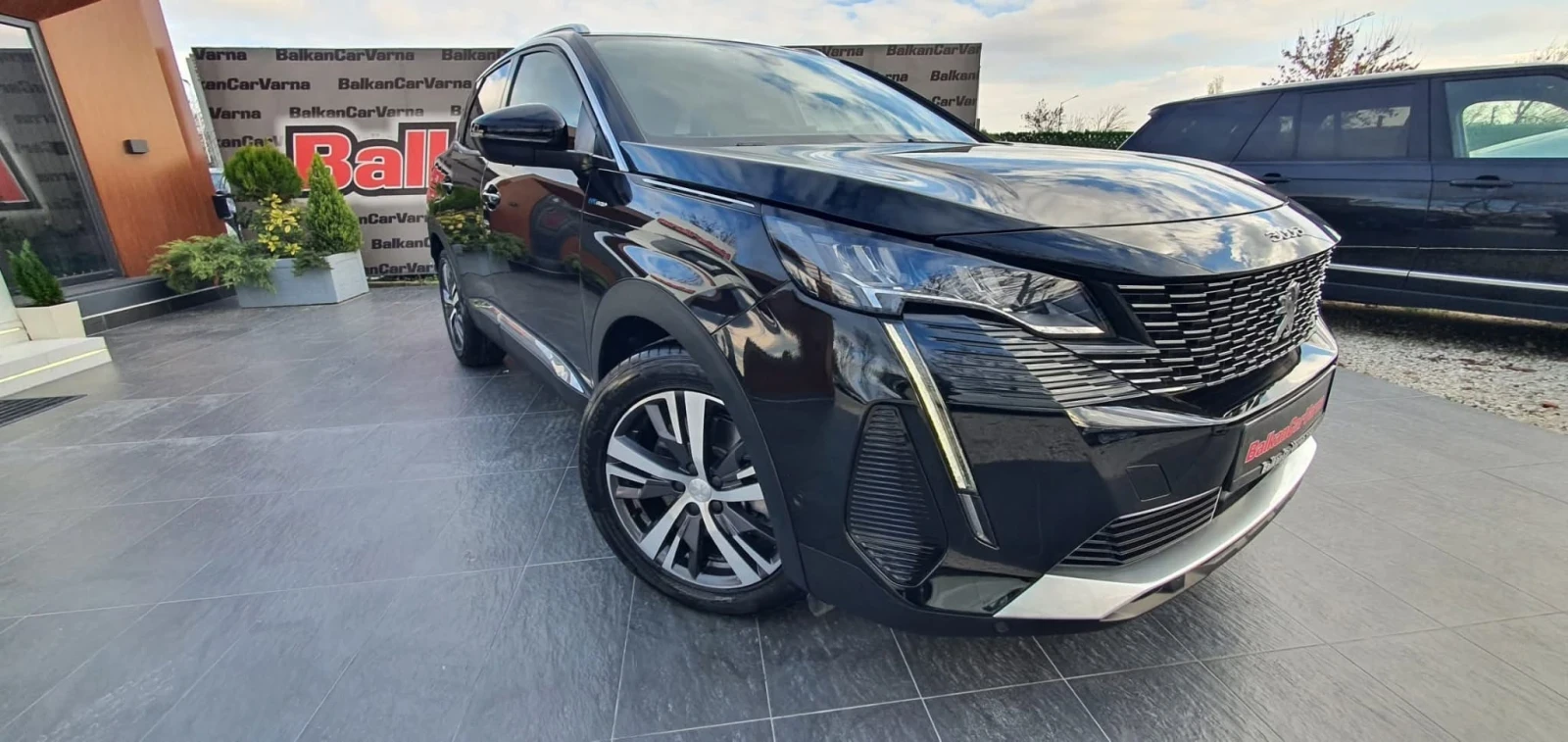 Peugeot 3008 PLUG-IN HYBRID 225E-EAT8 ALLURE PACK - изображение 8